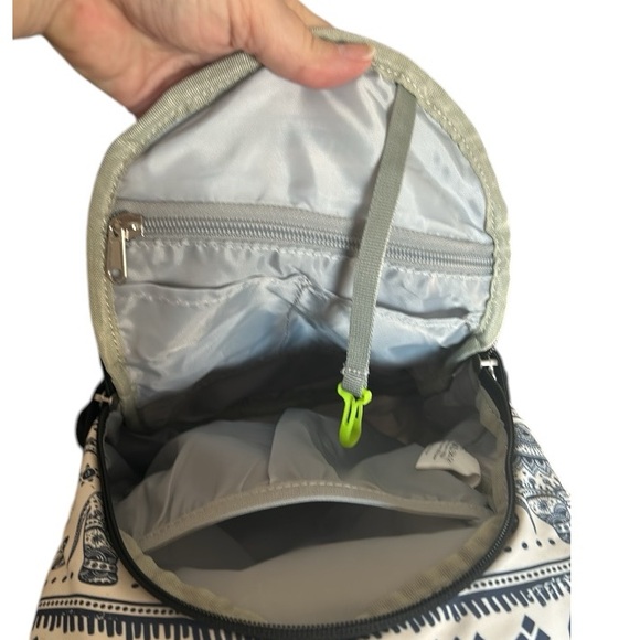 Elephant Geometric Print Sling Backpack with makeup bag & keychain Blue & White - Picture 13 of 16